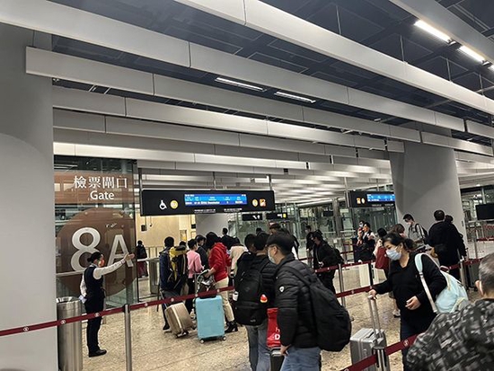 广深港高铁福田至香港西九龙段今日恢复运营,停运近3年重启